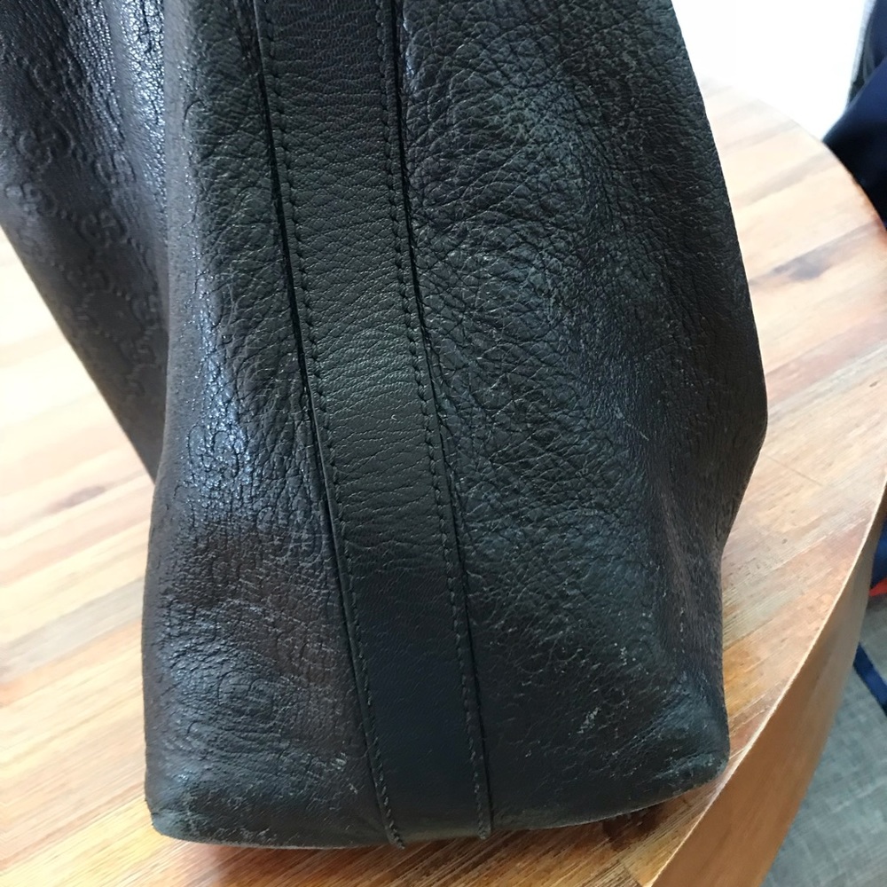 Black leather Gucci handbag - Picture 5 of 12